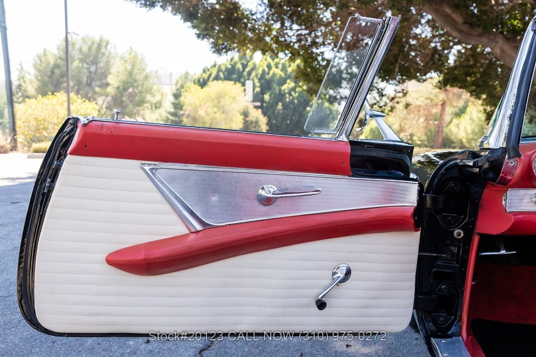 1956 Ford Thunderbird 1st Gen - Image 30 of 31