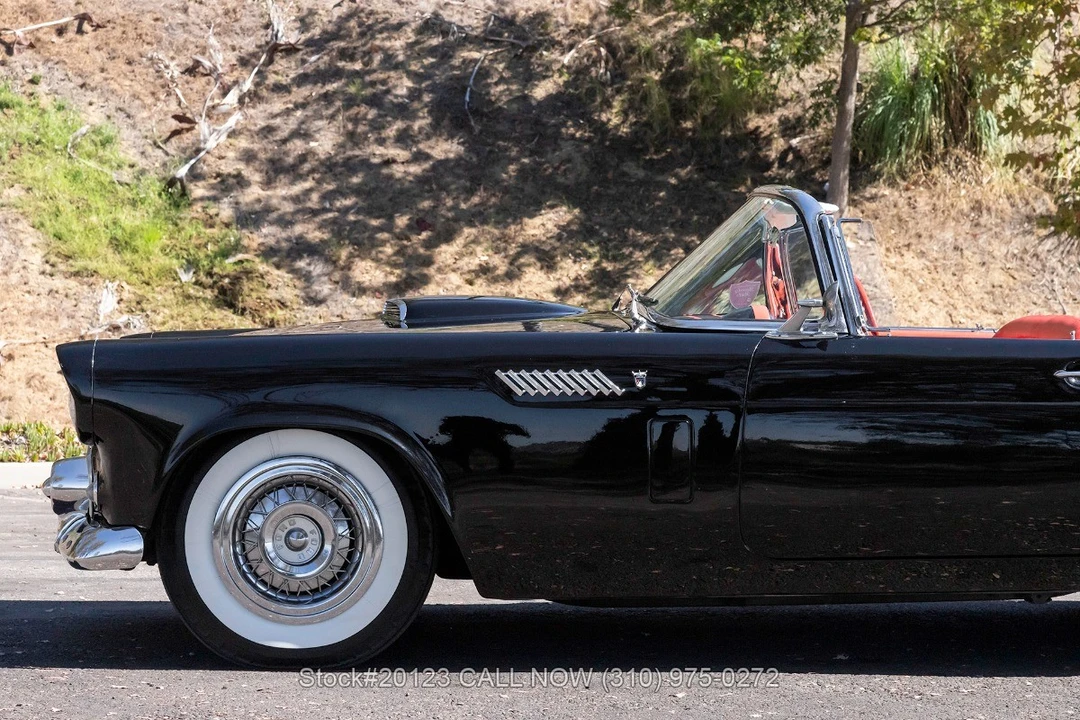 1956 Ford Thunderbird 1st Gen - Image 28 of 31