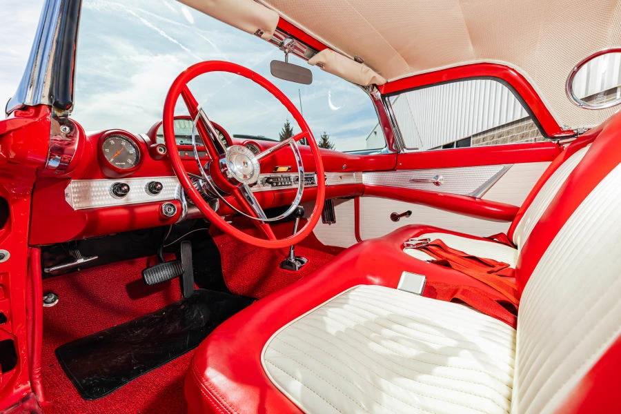 1956 Ford Thunderbird 1st Gen - Image 27 of 31