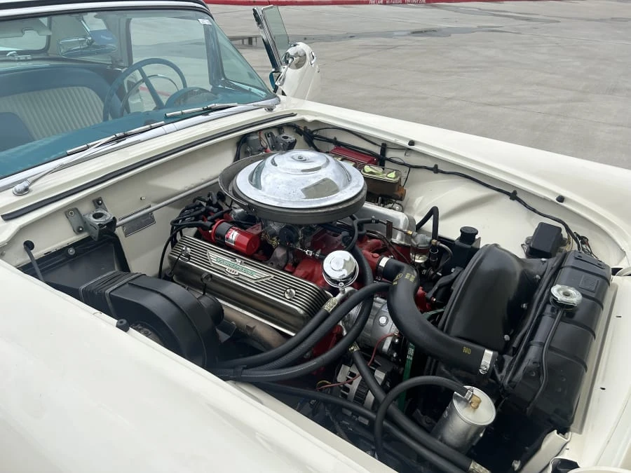 1956 Ford Thunderbird 1st Gen - Image 19 of 20