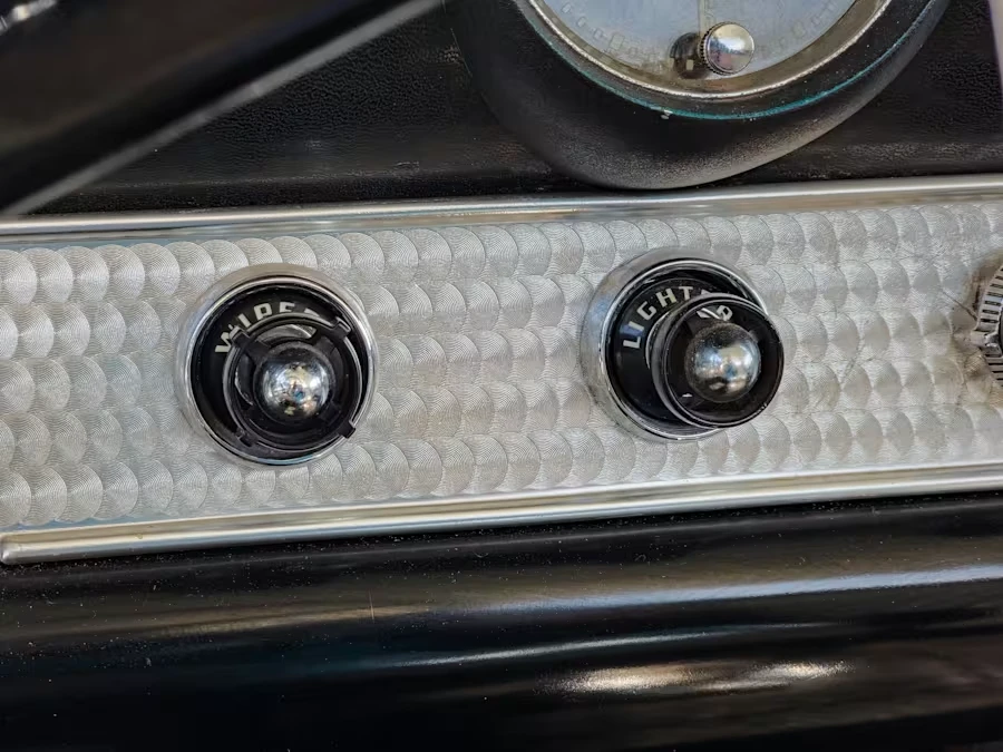 1956 Ford Thunderbird 1st Gen - Image 28 of 31
