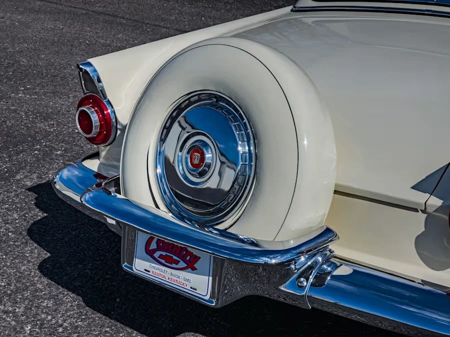 1956 Ford Thunderbird 1st Gen - Image 14 of 31