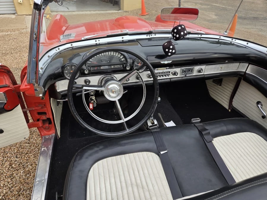 1956 Ford Thunderbird 1st Gen - Image 26 of 31