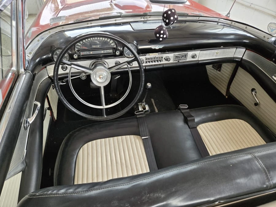1956 Ford Thunderbird 1st Gen - Image 25 of 31