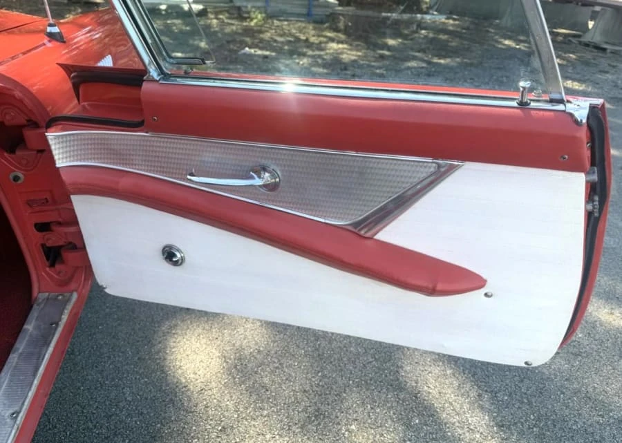 1956 Ford Thunderbird 1st Gen - Image 27 of 31