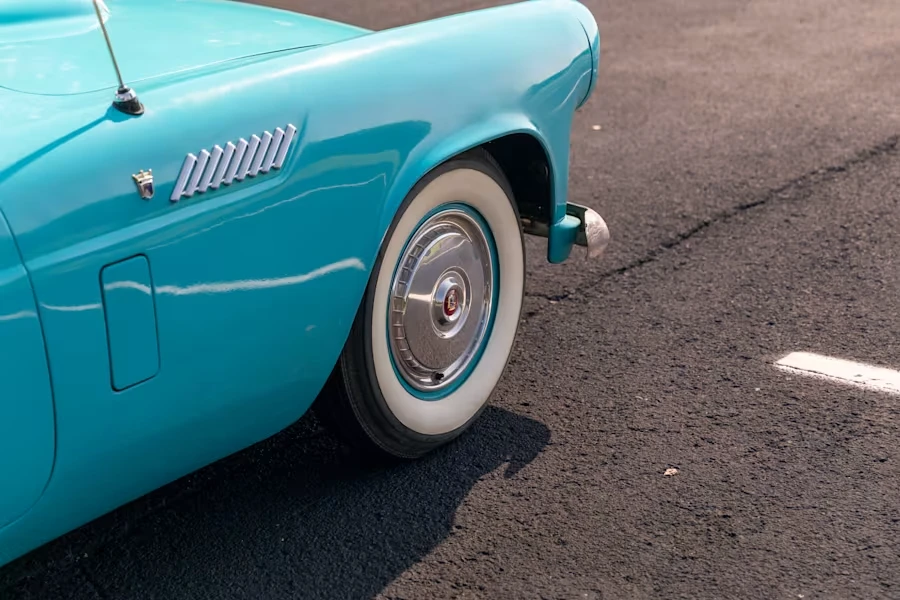 1956 Ford Thunderbird 1st Gen - Image 14 of 31