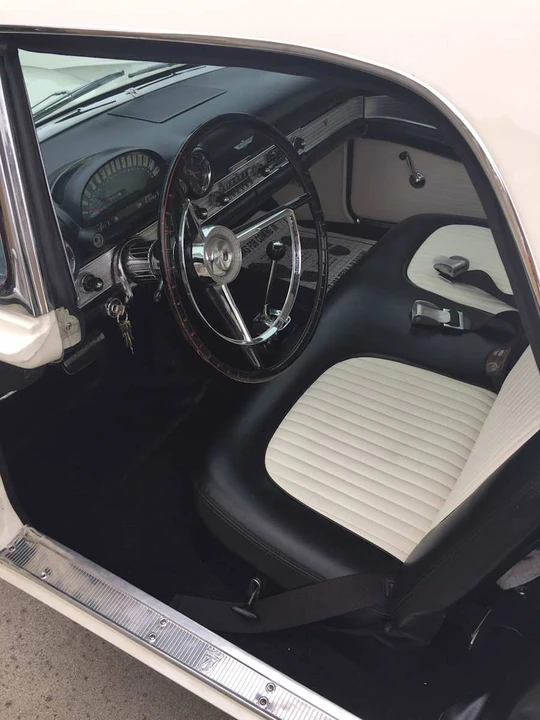 1956 Ford Thunderbird 1st Gen - Image 19 of 31