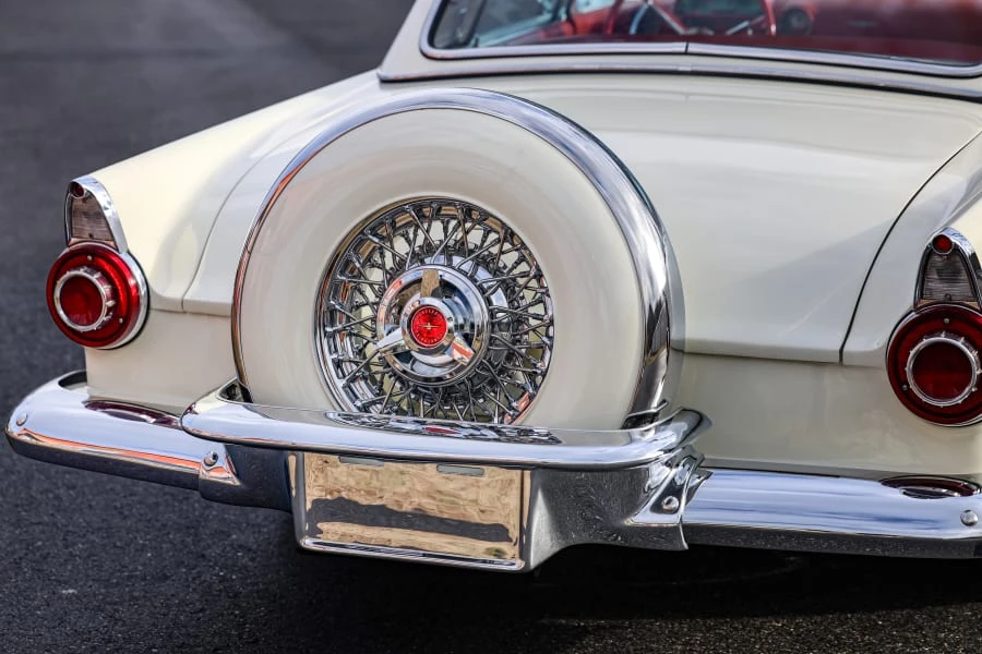 1956 Ford Thunderbird 1st Gen - Image 25 of 31