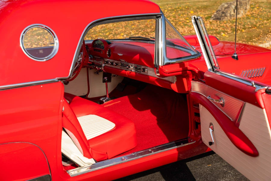 1956 Ford Thunderbird 1st Gen - Image 27 of 31