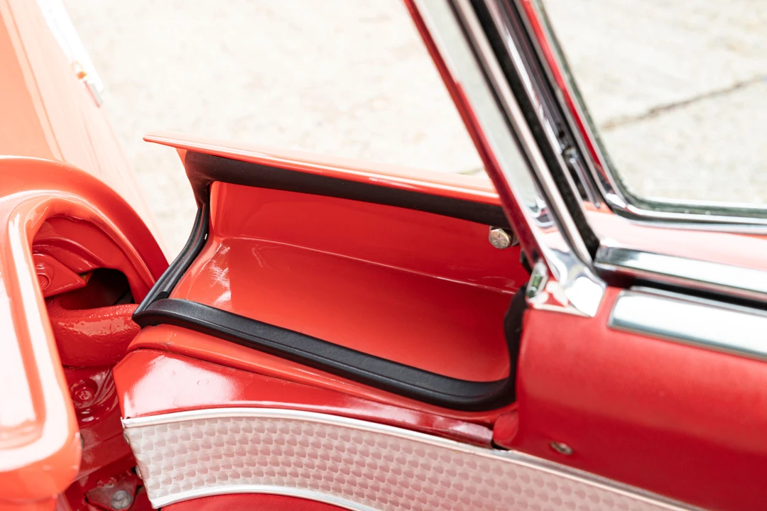 1956 Ford Thunderbird 1st Gen - Image 24 of 31
