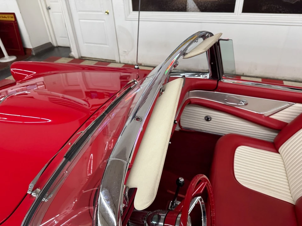 1956 Ford Thunderbird 1st Gen - Image 29 of 31