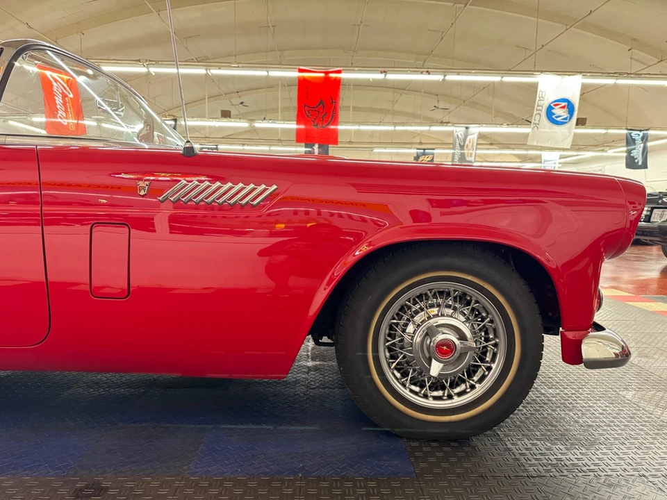 1956 Ford Thunderbird 1st Gen - Image 27 of 31