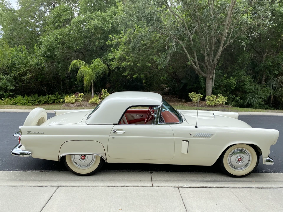 1956 Ford Thunderbird 1st Gen - Image 15 of 31