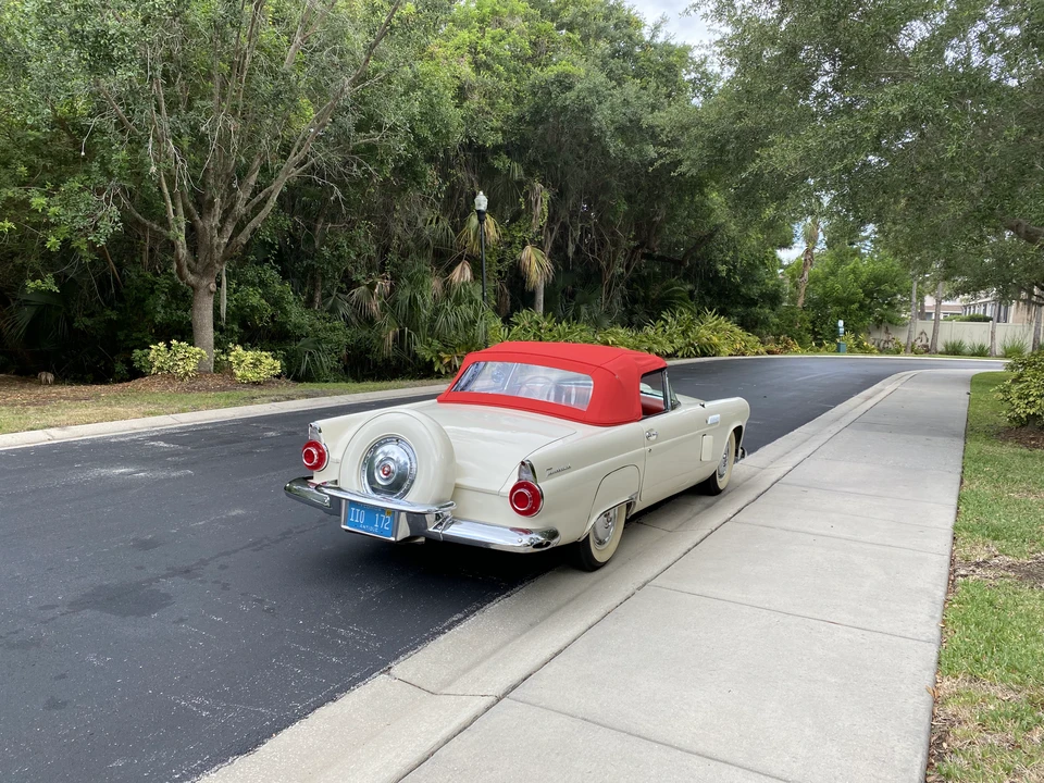 1956 Ford Thunderbird 1st Gen - Image 16 of 31