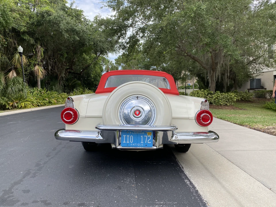 1956 Ford Thunderbird 1st Gen - Image 19 of 31