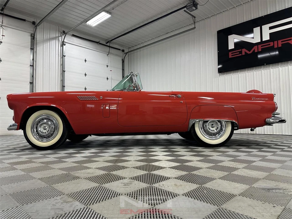 1956 Ford Thunderbird 1st Gen - Image 19 of 31