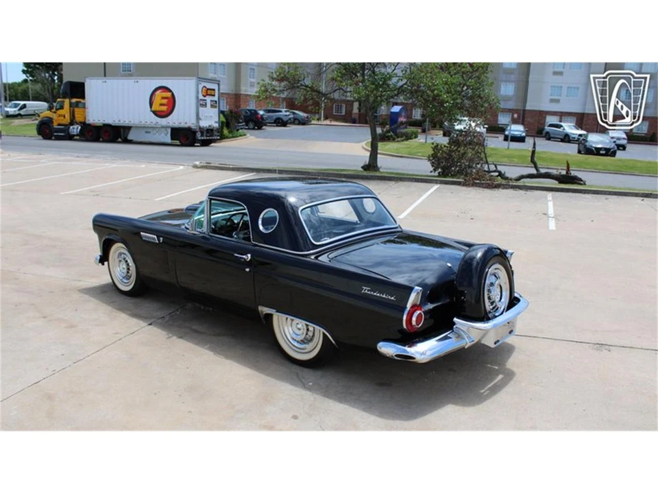 1956 Ford Thunderbird 1st Gen - Image 27 of 31