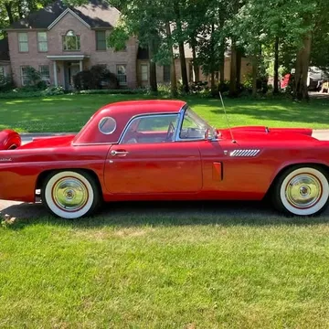 1956 Ford Thunderbird
