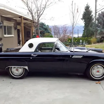 1956 Ford Thunderbird