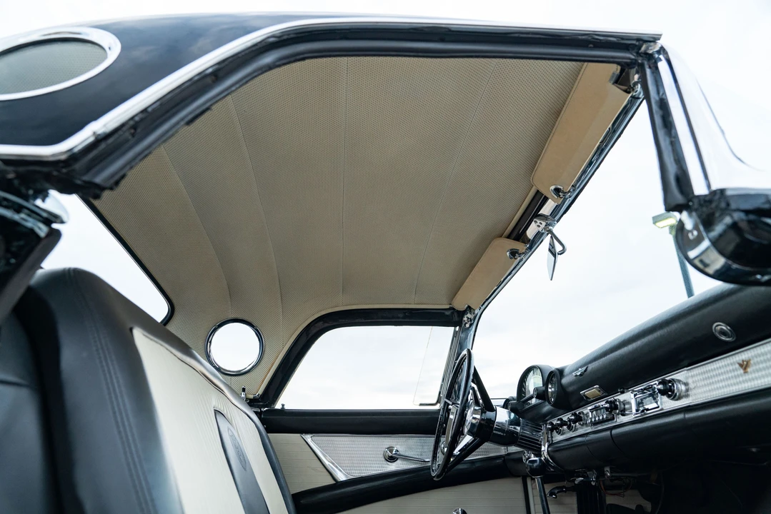 1956 Ford Thunderbird 1st Gen - Image 24 of 31