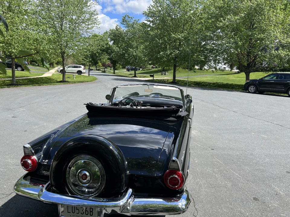 1956 Ford Thunderbird 1st Gen - Image 18 of 31