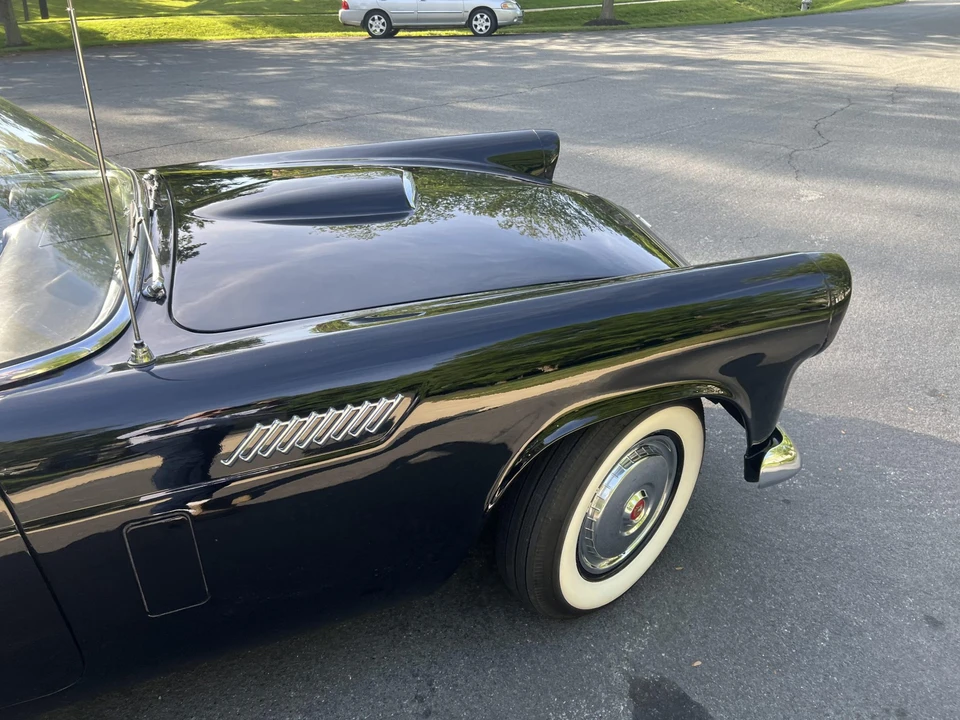 1956 Ford Thunderbird 1st Gen - Image 29 of 31
