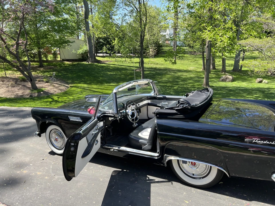1956 Ford Thunderbird 1st Gen - Image 25 of 31