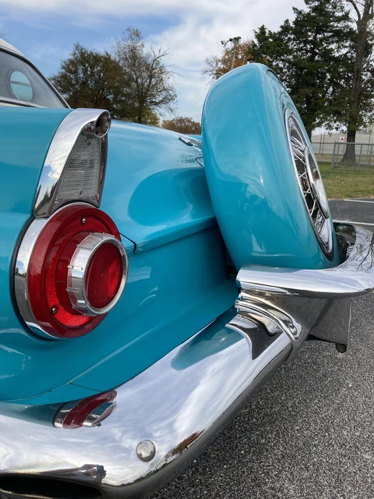 1956 Ford Thunderbird 1st Gen - Image 28 of 31