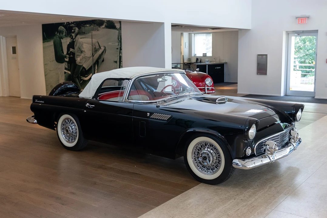 1956 Ford Thunderbird 1st Gen - Image 30 of 31