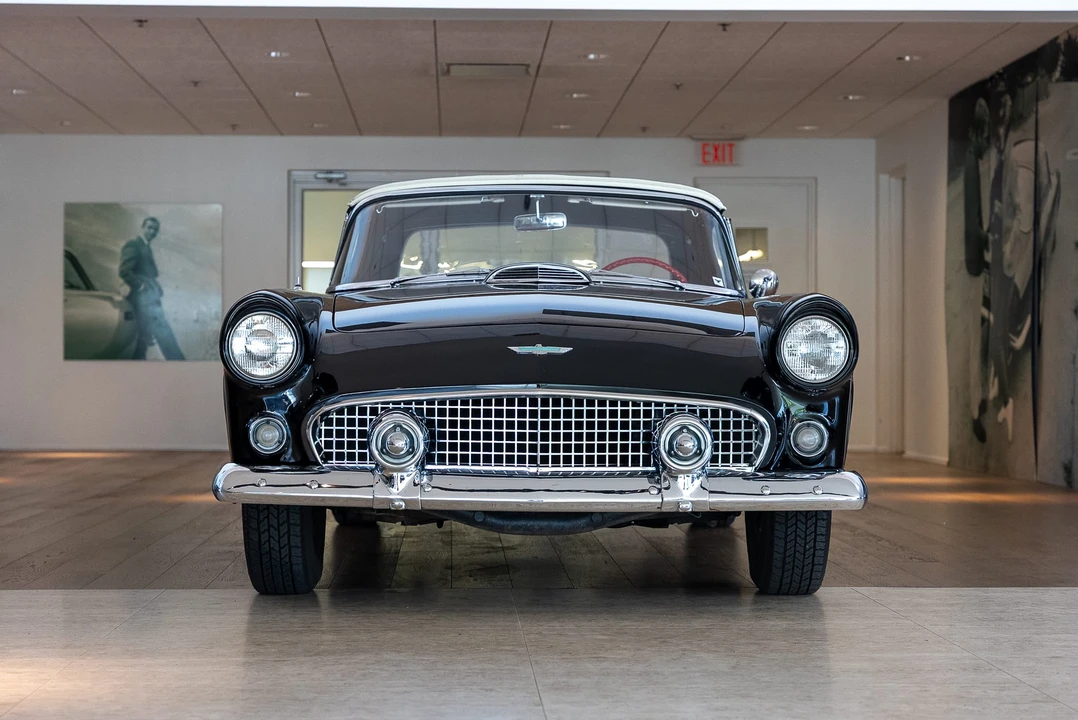 1956 Ford Thunderbird 1st Gen - Image 19 of 31