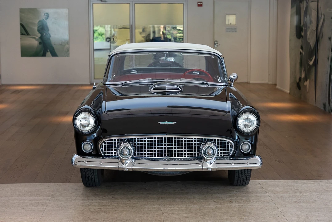 1956 Ford Thunderbird 1st Gen - Image 20 of 31