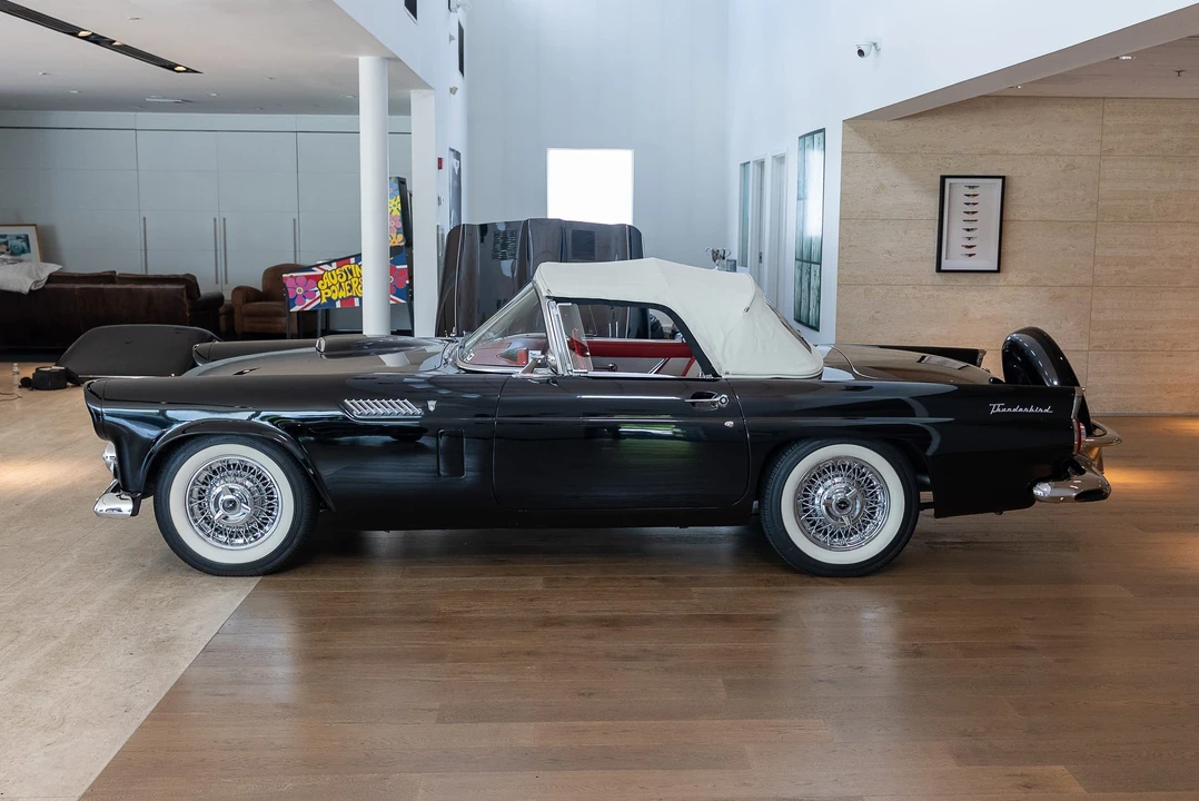 1956 Ford Thunderbird 1st Gen - Image 24 of 31