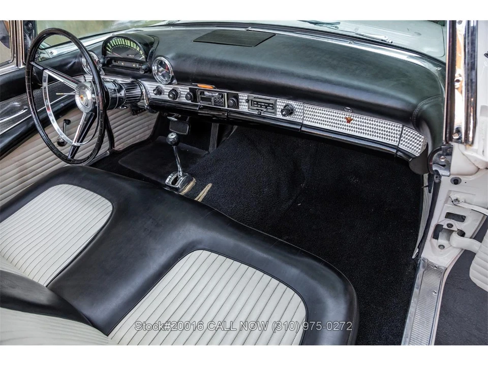 1956 Ford Thunderbird 1st Gen - Image 24 of 31