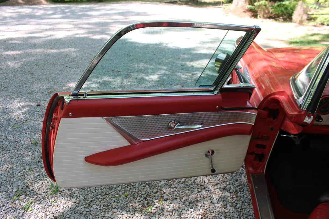 1956 Ford Thunderbird 1st Gen - Image 22 of 31
