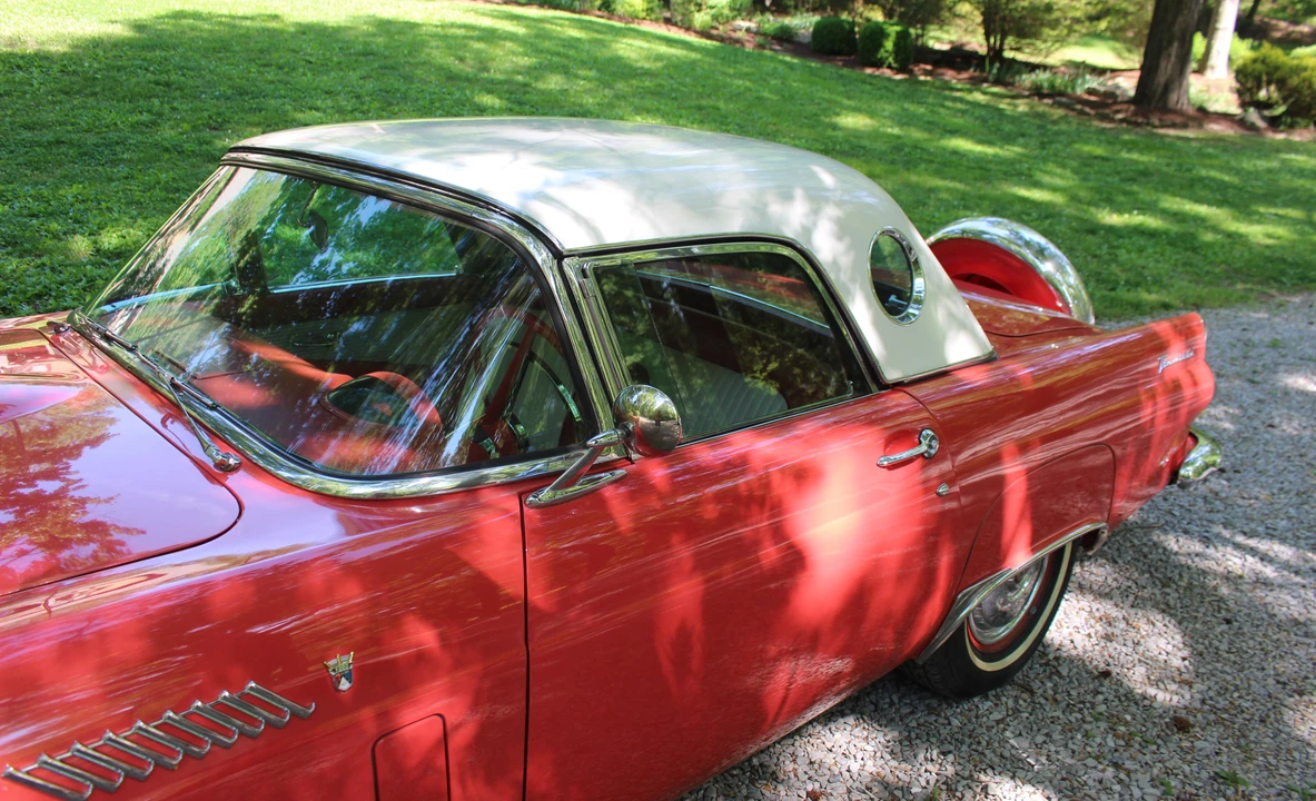 1956 Ford Thunderbird 1st Gen - Image 19 of 31