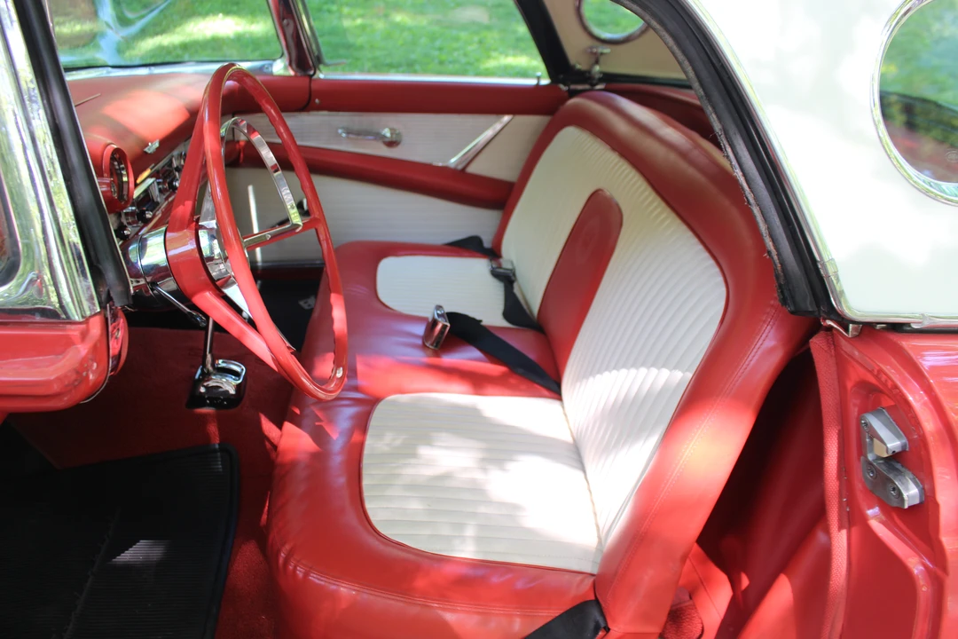 1956 Ford Thunderbird 1st Gen - Image 23 of 31