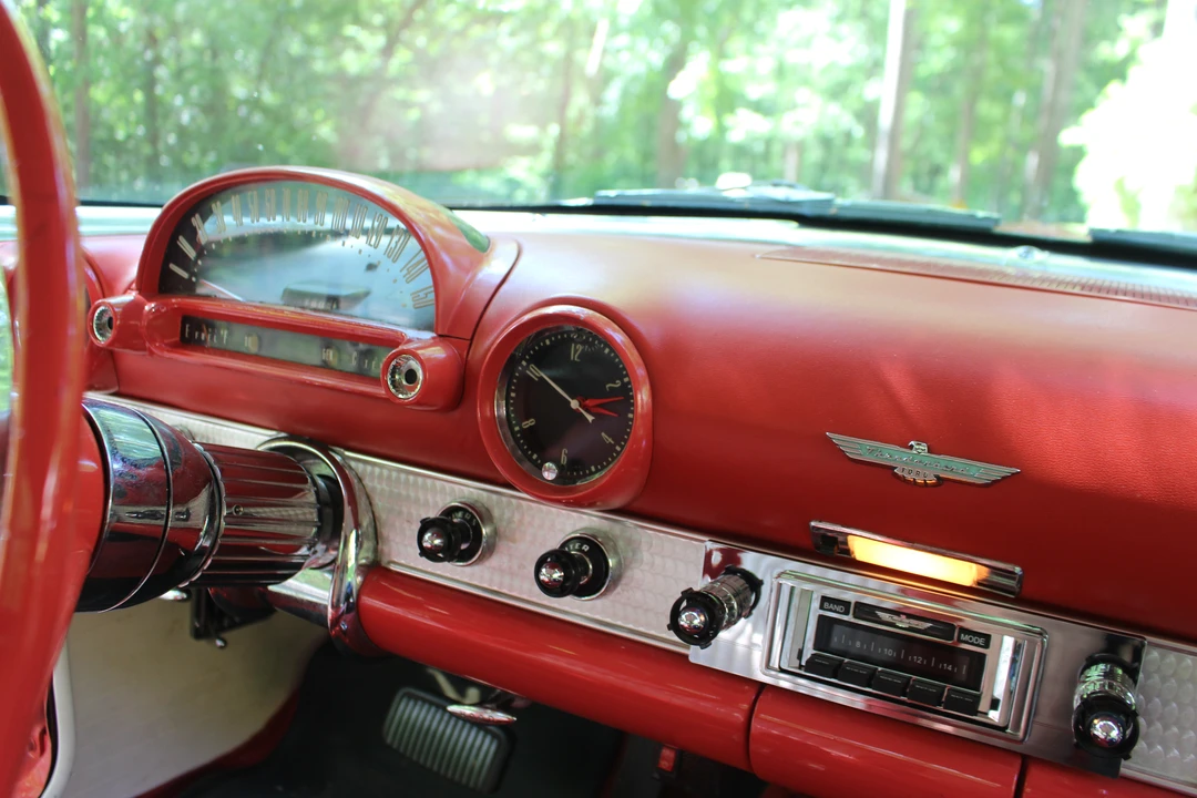 1956 Ford Thunderbird 1st Gen - Image 27 of 31