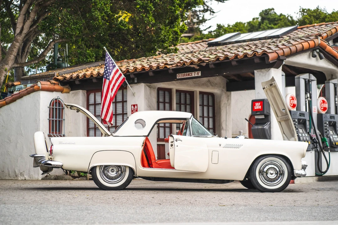 1956 Ford Thunderbird 1st Gen - Image 29 of 31