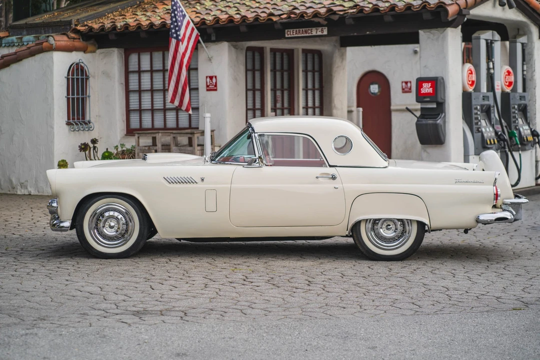 1956 Ford Thunderbird 1st Gen - Image 16 of 31
