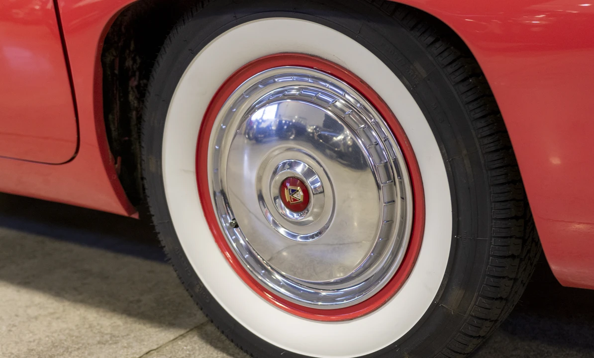 1956 Ford Thunderbird 1st Gen - Image 15 of 31
