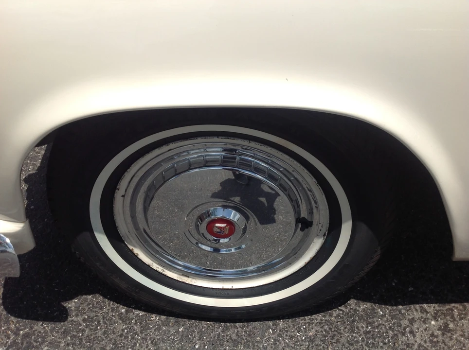 1956 Ford Thunderbird 1st Gen - Image 15 of 31