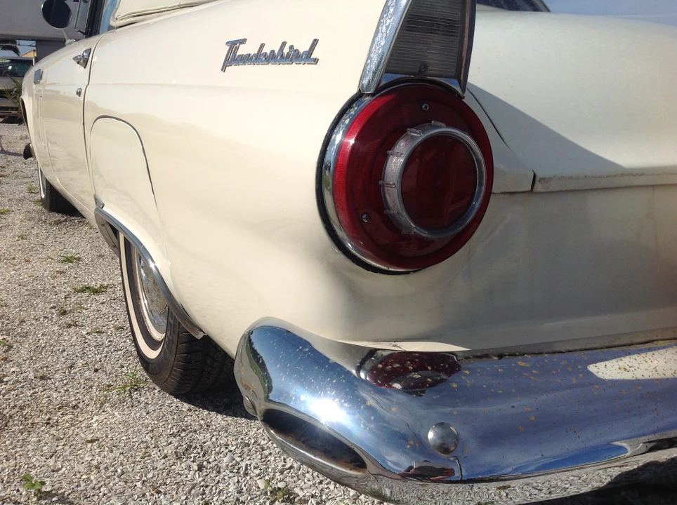 1956 Ford Thunderbird 1st Gen - Image 17 of 31