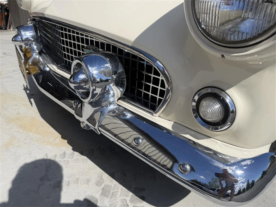 1956 Ford Thunderbird 1st Gen - Image 18 of 31