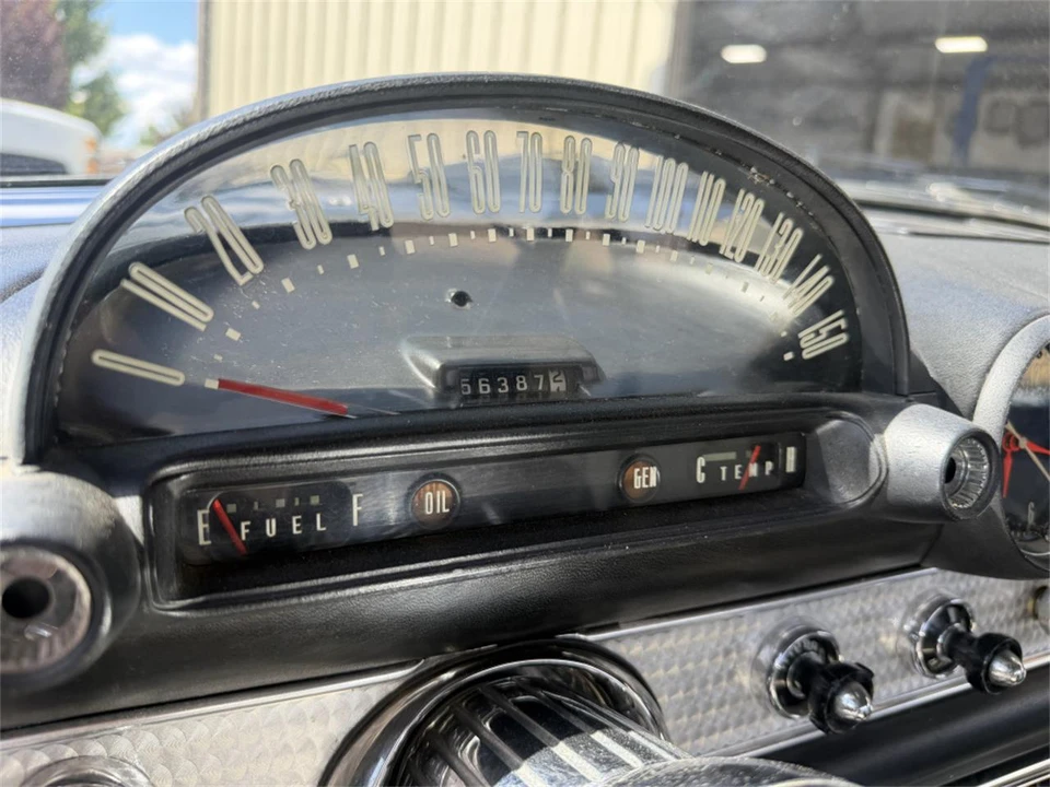 1956 Ford Thunderbird 1st Gen - Image 28 of 31