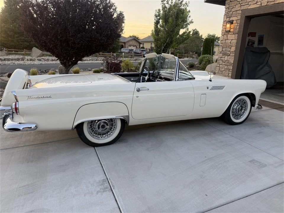 1956 Ford Thunderbird 1st Gen - Image 16 of 31