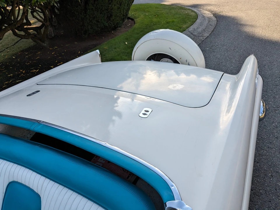 1956 Ford Thunderbird 1st Gen - Image 26 of 31