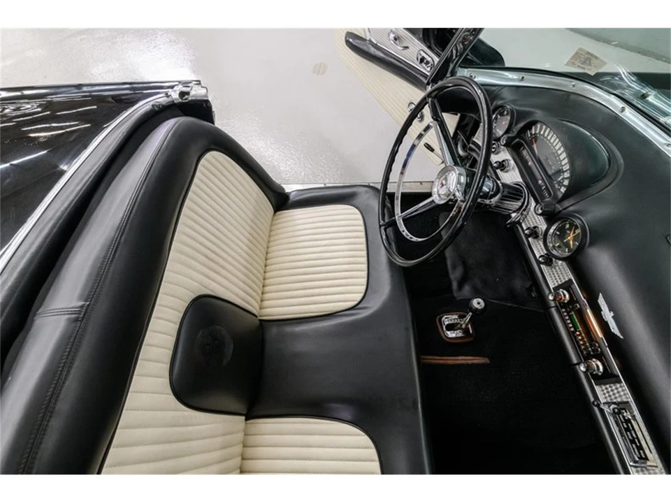 1956 Ford Thunderbird 1st Gen - Image 16 of 31