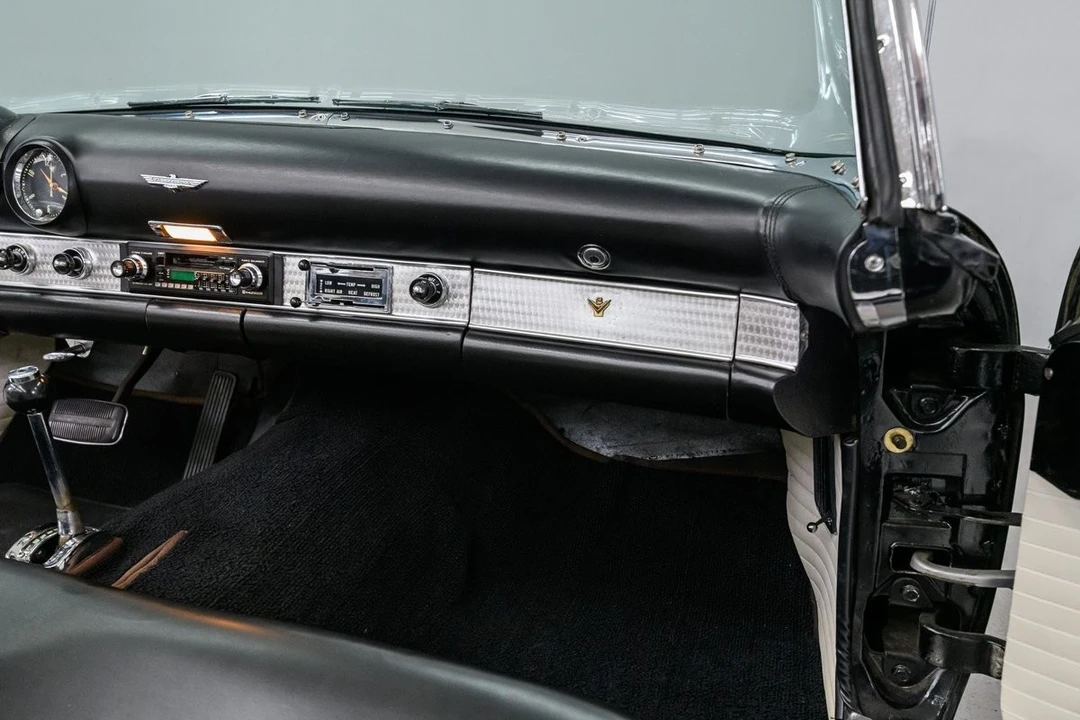 1956 Ford Thunderbird 1st Gen - Image 19 of 31