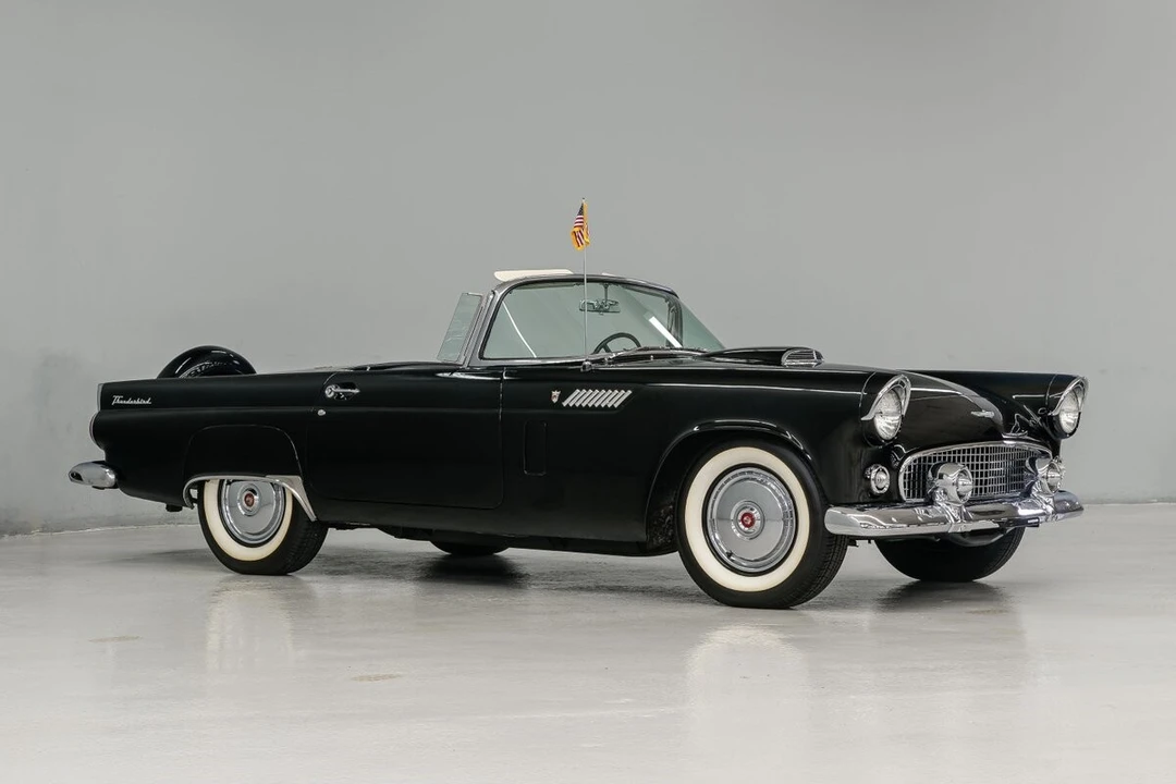1956 Ford Thunderbird 1st Gen - Image 9 of 12