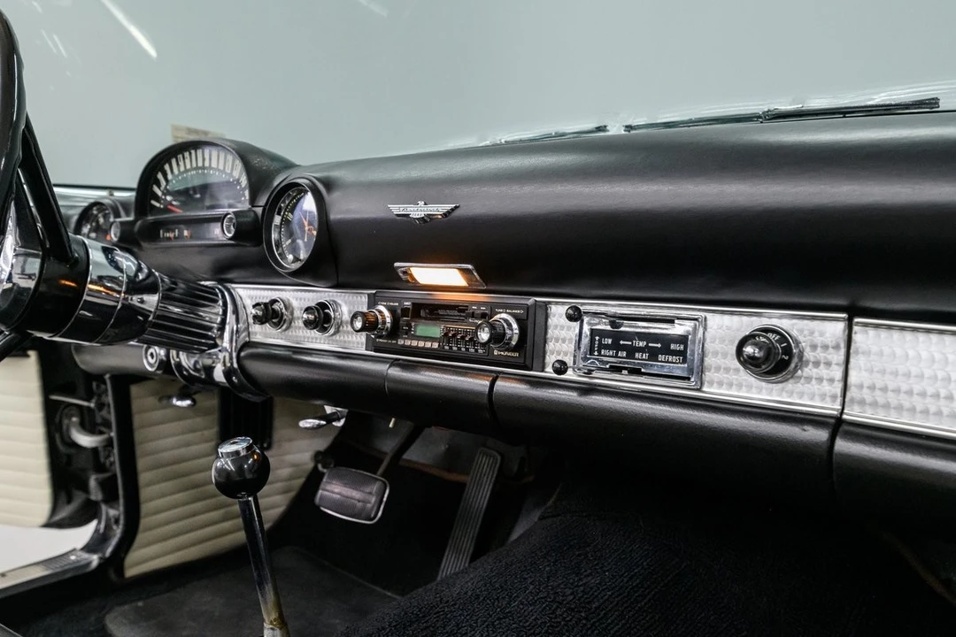 1956 Ford Thunderbird 1st Gen - Image 20 of 31